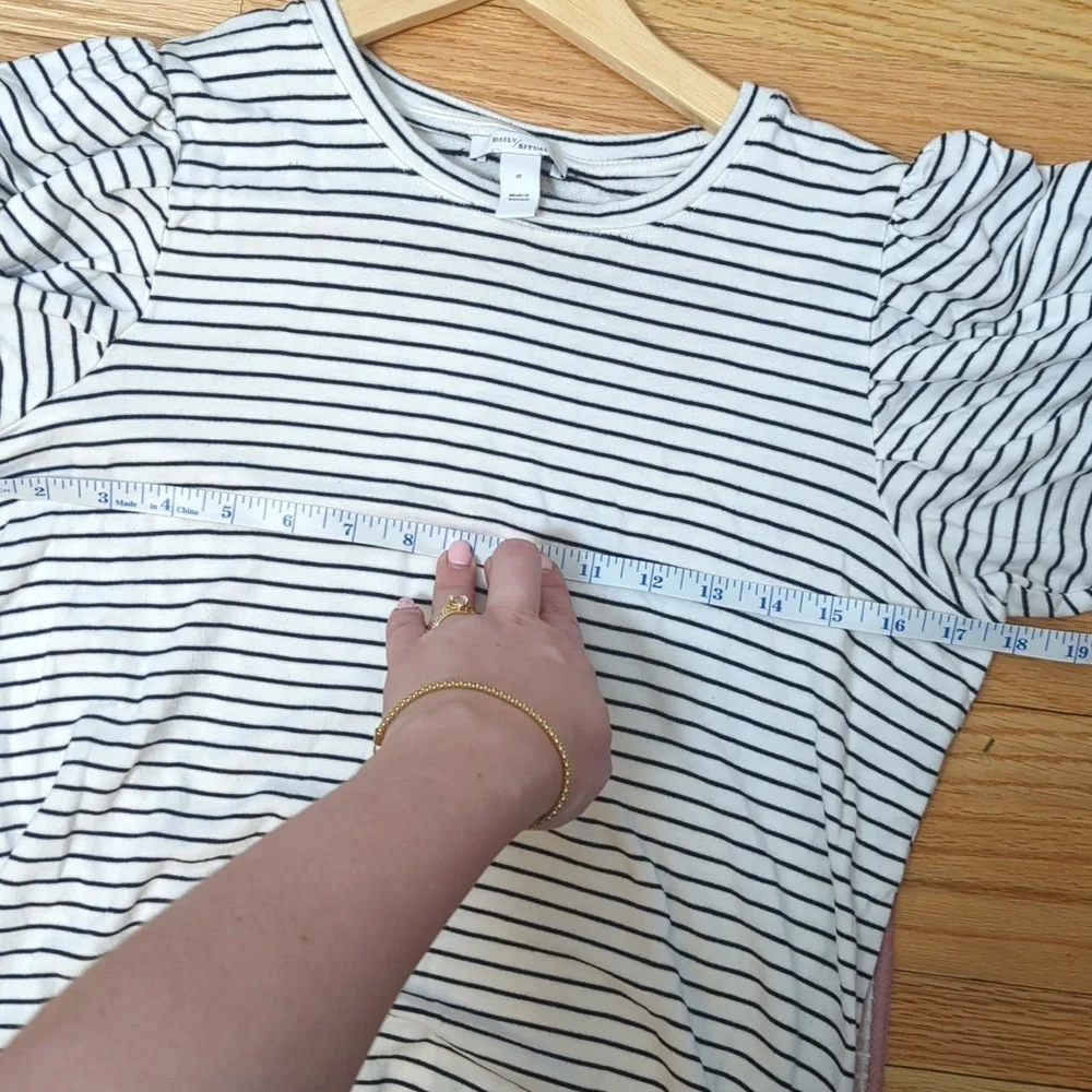 Daily Ritual Puffed Sleeves Striped Dress - Picture 8 of 8